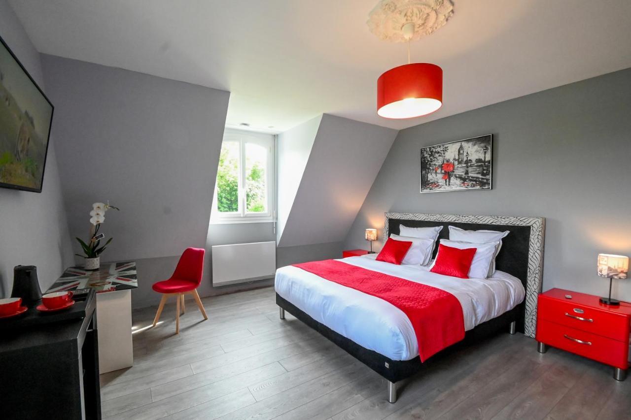 Bed and Breakfast La Fontaine Dort Tessy-sur-Vire Esterno foto
