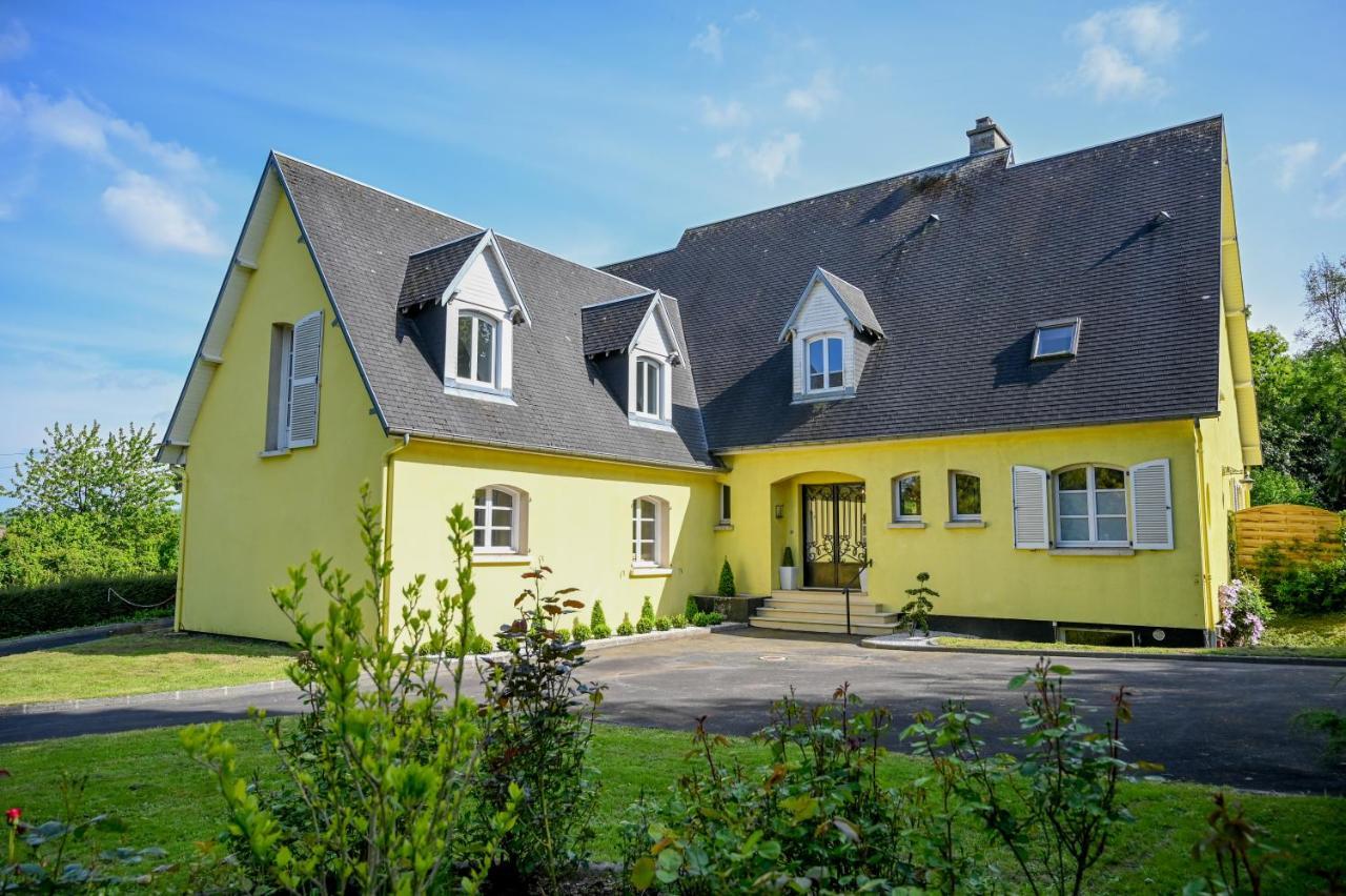 Bed and Breakfast La Fontaine Dort Tessy-sur-Vire Esterno foto